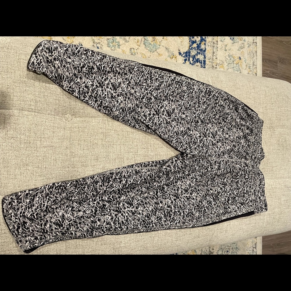Lululemon light weight jogger